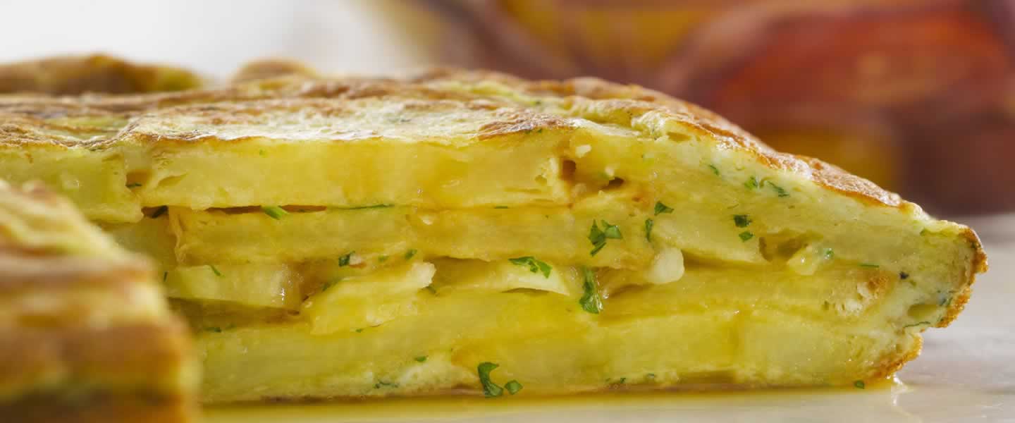 Tortilla de papas con ensalada Recetas La Serenísima